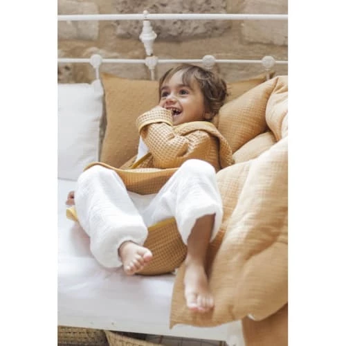 Chouchouette Coussins Enfant Coussin 30x50 Brodé Hirondelle Camel En Gaze De Coton 4 Chouchouette Coussins Enfant Coussin 30x50 Brodé Hirondelle Camel En Gaze De Coton – Image 2