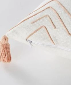 Maisons Du Monde Coussins Enfant Coussin à Pompons Et Motifs Bouclettes Rose Et écrus, 40x40 -Coussins enfant Soldes 2022 coussin a pompons et motifs bouclettes rose et ecrus 40x40 1000 1 15 225761 3