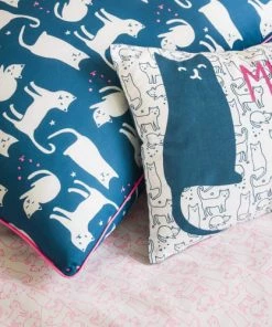 Future Home Coussins Enfant Coussin Coton Blanc Et Bleu Avec Chat 30x50cm 9 Future Home Coussins Enfant Coussin Coton Blanc Et Bleu Avec Chat 30x50cm -Coussins enfant Soldes 2022 coussin coton blanc et bleu avec chat 30x50cm 2
