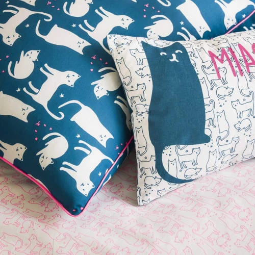 Future Home Coussins Enfant Coussin Coton Blanc Et Bleu Avec Chat 30x50cm 5 Future Home Coussins Enfant Coussin Coton Blanc Et Bleu Avec Chat 30x50cm – Image 3