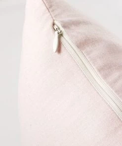 Maisons Du Monde Coussins Enfant Coussin écru Et Rose Imprimé Princesse 40x40 -Coussins enfant Soldes 2022 coussin ecru et rose imprime princesse 40x40 1000 8 26 193587 4