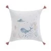 Maisons Du Monde Coussins Enfant Coussin En Coton Bio écru, Corail Et Bleu Imprimé à Pompons 40x40 -Coussins enfant Soldes 2022 coussin en coton bio ecru corail et bleu imprime a pompons 40x40 1000 9 0 215824 1