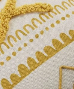 Maisons Du Monde Coussins Enfant Coussin En Coton écru Motifs Graphiques Jaune Moutarde à Pompons 40x40 -Coussins enfant Soldes 2022 coussin en coton ecru motifs graphiques jaune moutarde a pompons 40x40 1000 4 37 206554 3