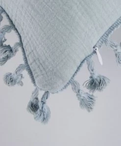 Maisons Du Monde Coussins Enfant Coussin En Gaze De Coton Bio Bleu Et Doré à Pompons 25x40 10 Maisons Du Monde Coussins Enfant Coussin En Gaze De Coton Bio Bleu Et Doré à Pompons 25x40 -Coussins enfant Soldes 2022 coussin en gaze de coton bio bleu et dore a pompons 25x40 1000 6 22 215600 3