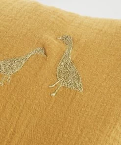 Maisons Du Monde Coussins Enfant Coussin Gauffré Broderie Oie Jaune Moutarde Et Dorée, 35x35 -Coussins enfant Soldes 2022 coussin gauffre broderie oie jaune moutarde et doree 35x35 1000 0 34 225862 4