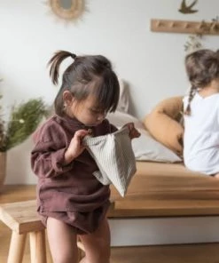 Cocoeko Accessoires De Salle De Bain Enfant Pochette Plate Rayée Bi-matiere Biscuit -Coussins enfant Soldes 2022 pochette plate rayee bi matiere biscuit 4