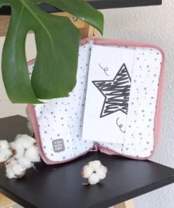 Kinousses Accessoires De Salle De Bain Enfant Protège Carnet De Santé Bébé Bleu Coton -Coussins enfant Soldes 2022 protege carnet de sante bebe bleu coton 2