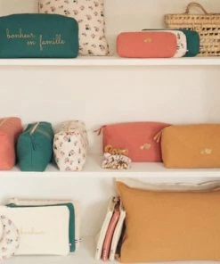 Cocoeko Accessoires De Salle De Bain Enfant Trousse De Toilette Week-end Marsala 11 Cocoeko Accessoires De Salle De Bain Enfant Trousse De Toilette Week-end Marsala -Coussins enfant Soldes 2022 trousse de toilette week end marsala 3