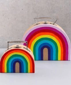 Rico Design Boîtes Et Paniers De Rangements Enfant Valise En Carton Semi-circulaire à Décorer 12x9x6cm -Coussins enfant Soldes 2022 valise en carton semi circulaire a decorer 12x9x6cm 5